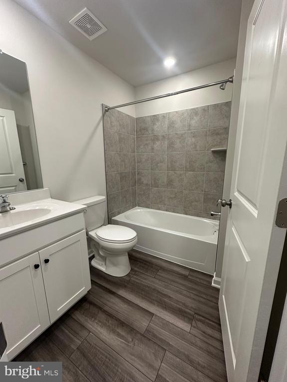 1332 CEDAR VALLEY RD