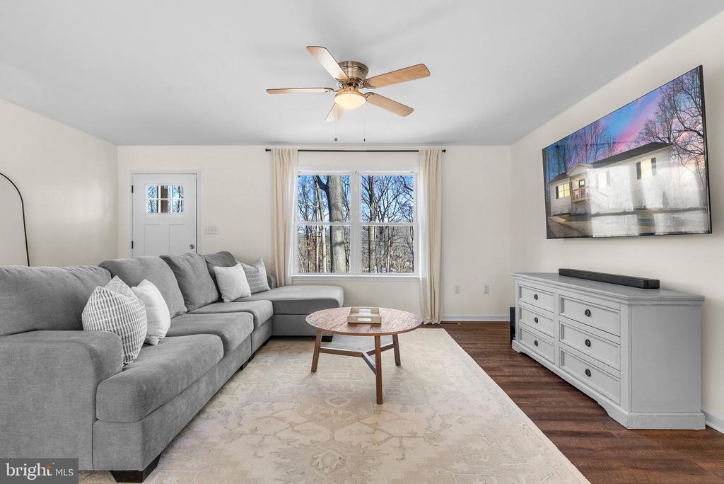 242 WALNUT HILL DRIVE
