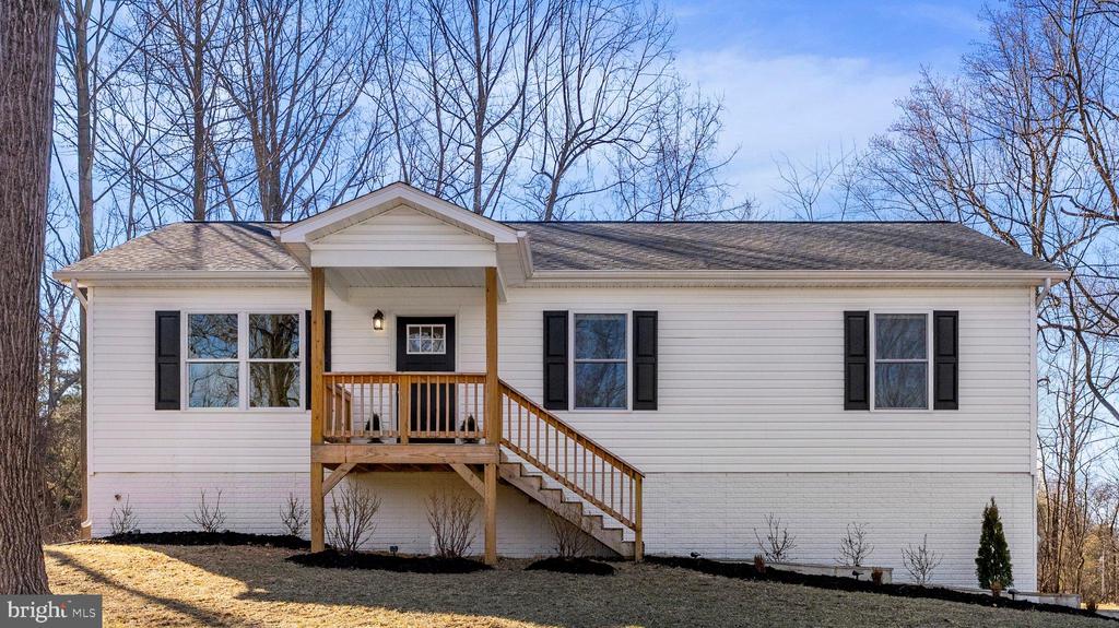 242 WALNUT HILL DRIVE