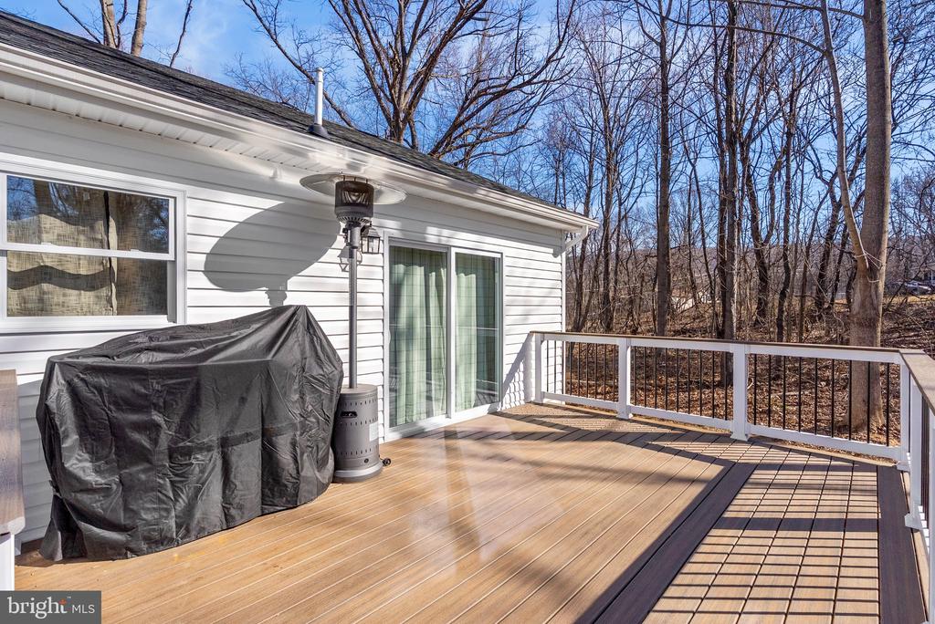 242 WALNUT HILL DRIVE