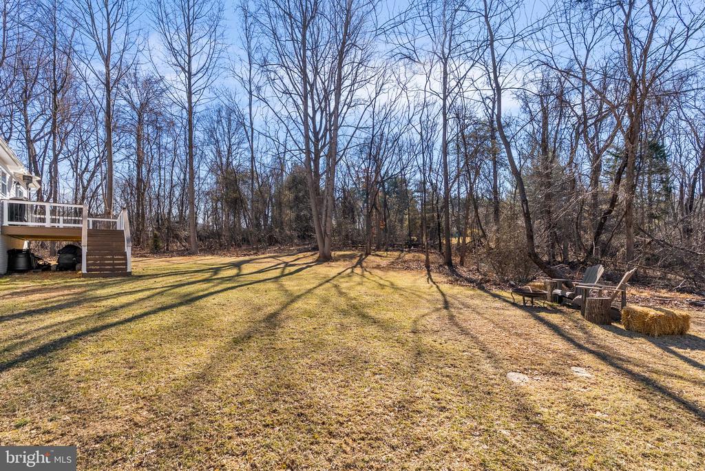 242 WALNUT HILL DRIVE