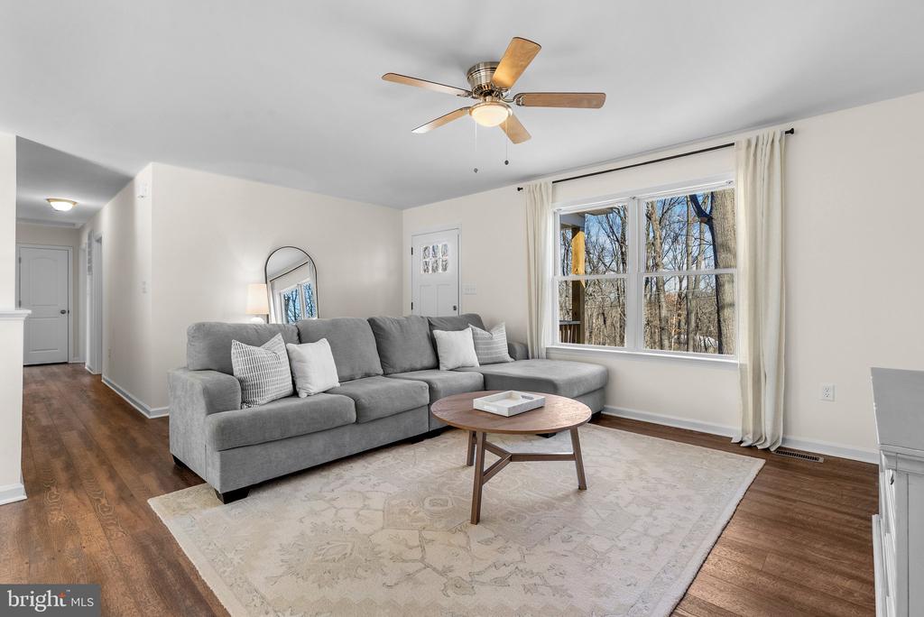 242 WALNUT HILL DRIVE