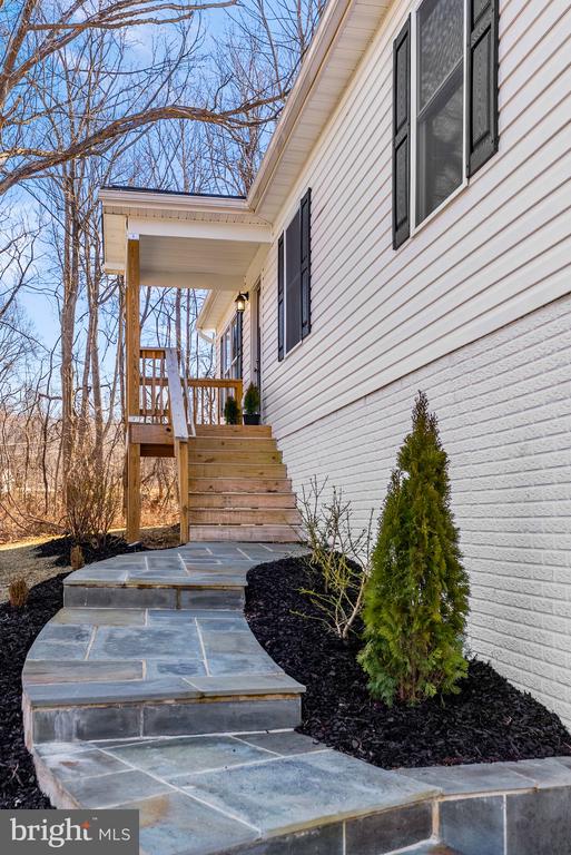 242 WALNUT HILL DRIVE