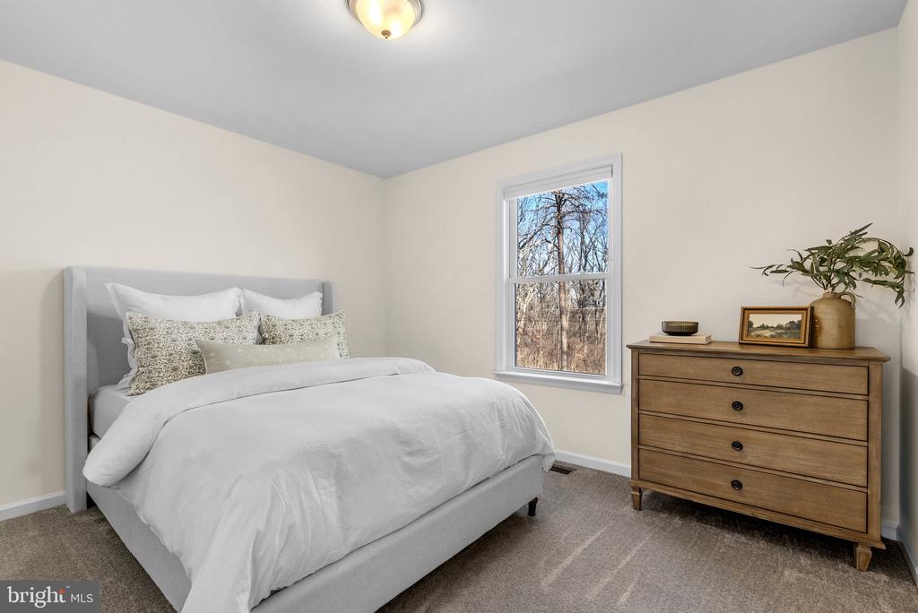 242 WALNUT HILL DRIVE