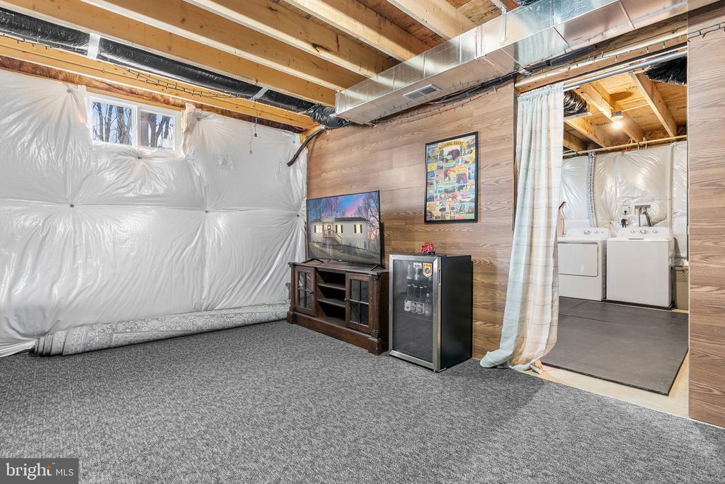 242 WALNUT HILL DRIVE