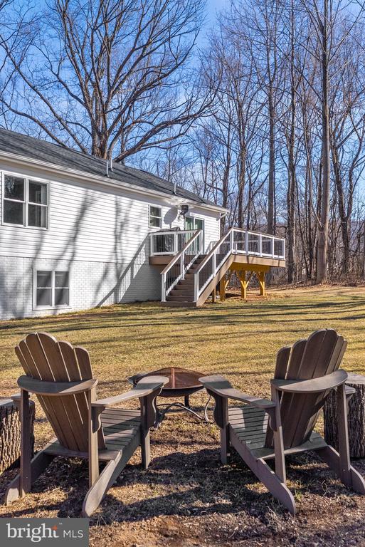 242 WALNUT HILL DRIVE