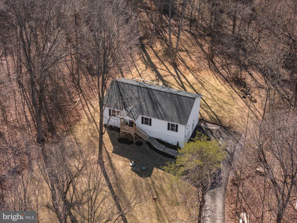 242 WALNUT HILL DRIVE
