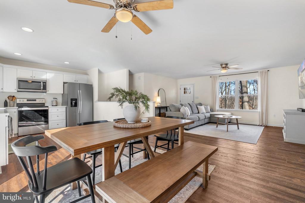 242 WALNUT HILL DRIVE