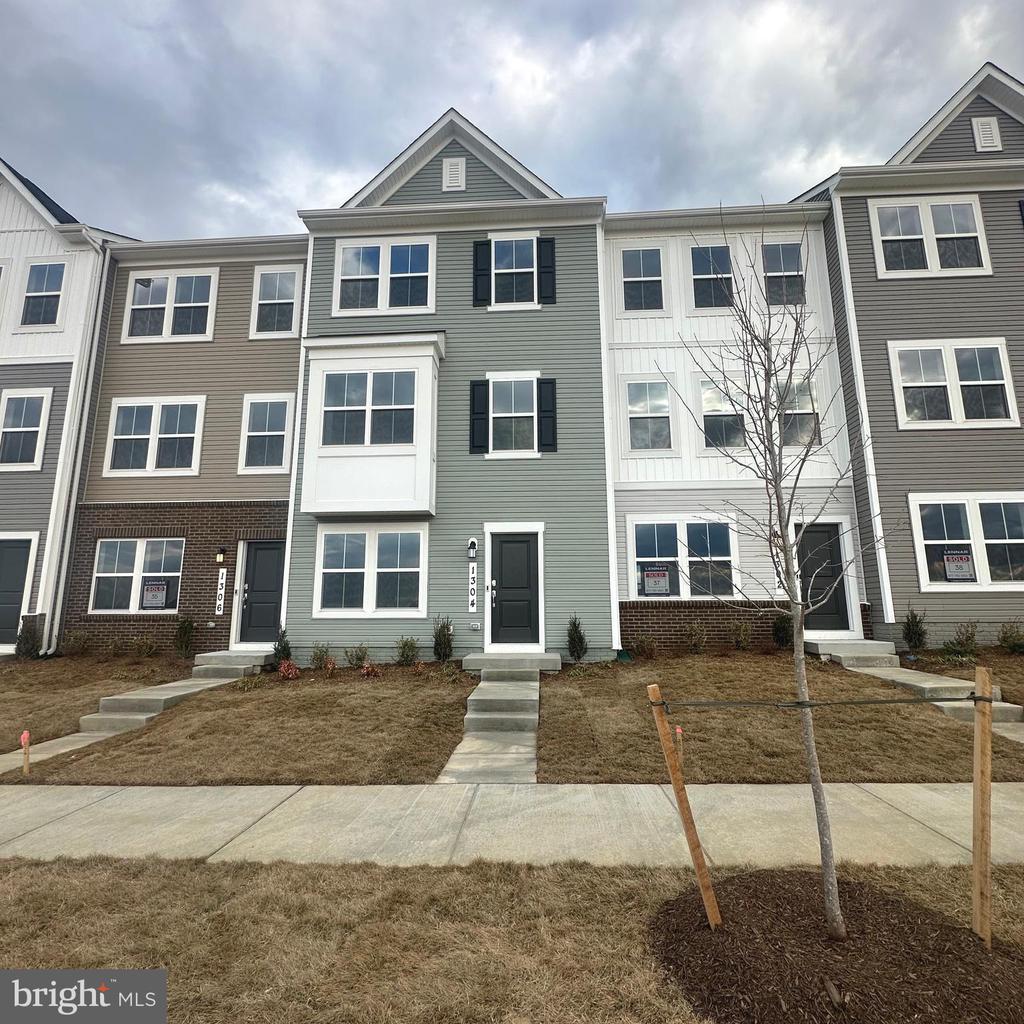 1304 CEDAR VALLEY RD