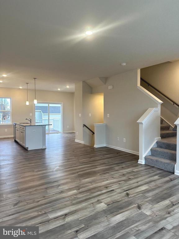 1304 CEDAR VALLEY RD