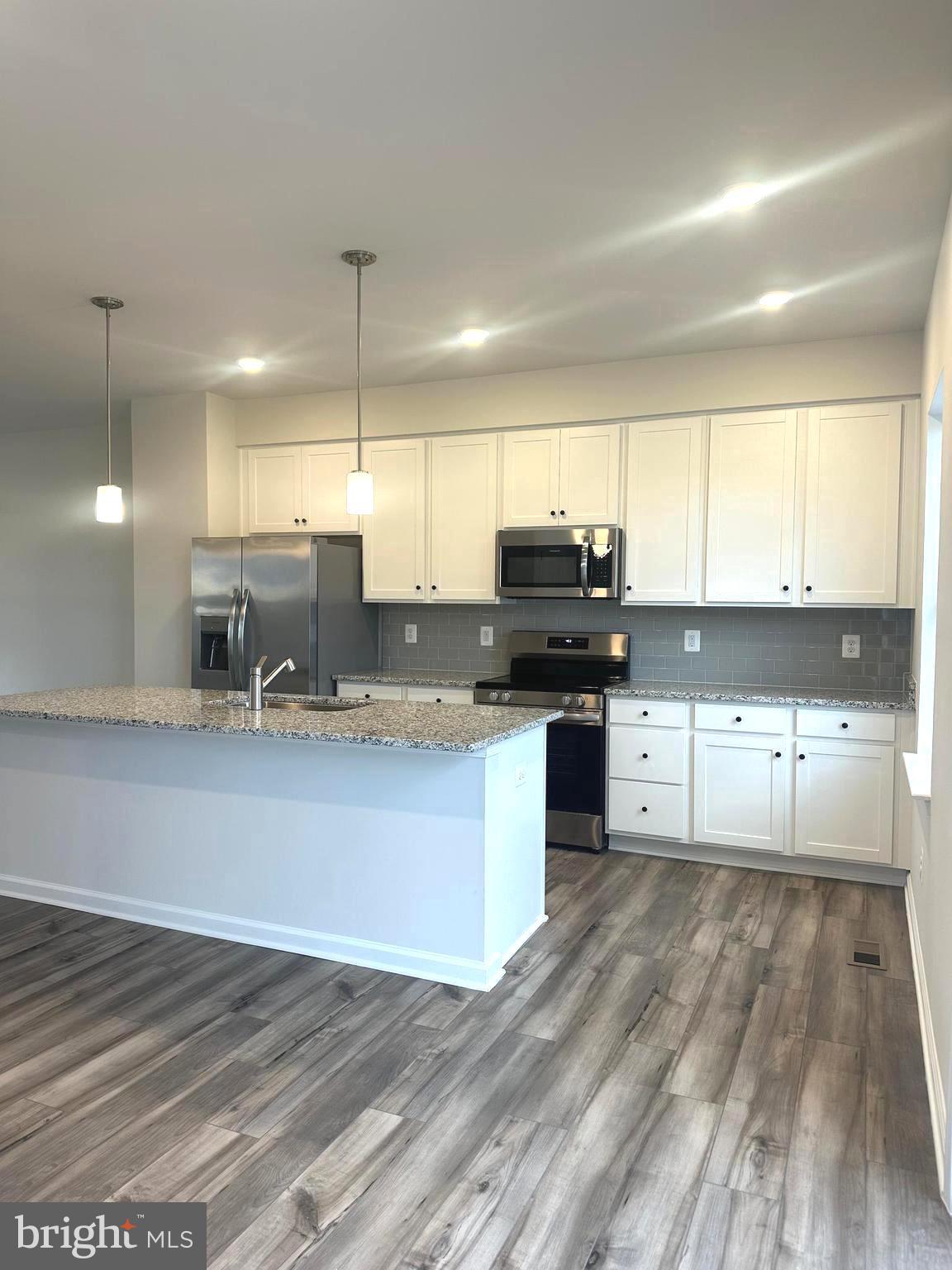1304 CEDAR VALLEY RD