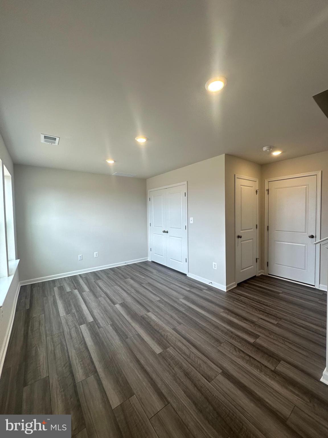 1300 CEDAR VALLEY #1300