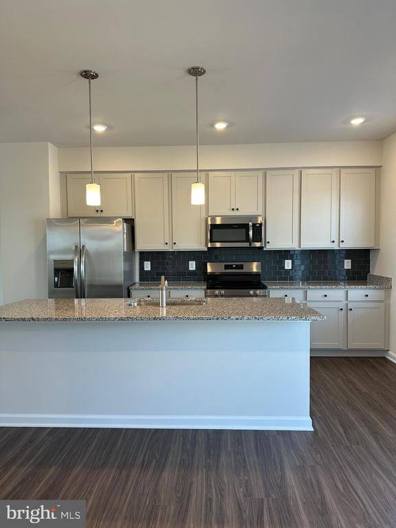 1310 CEDAR VALLEY RD