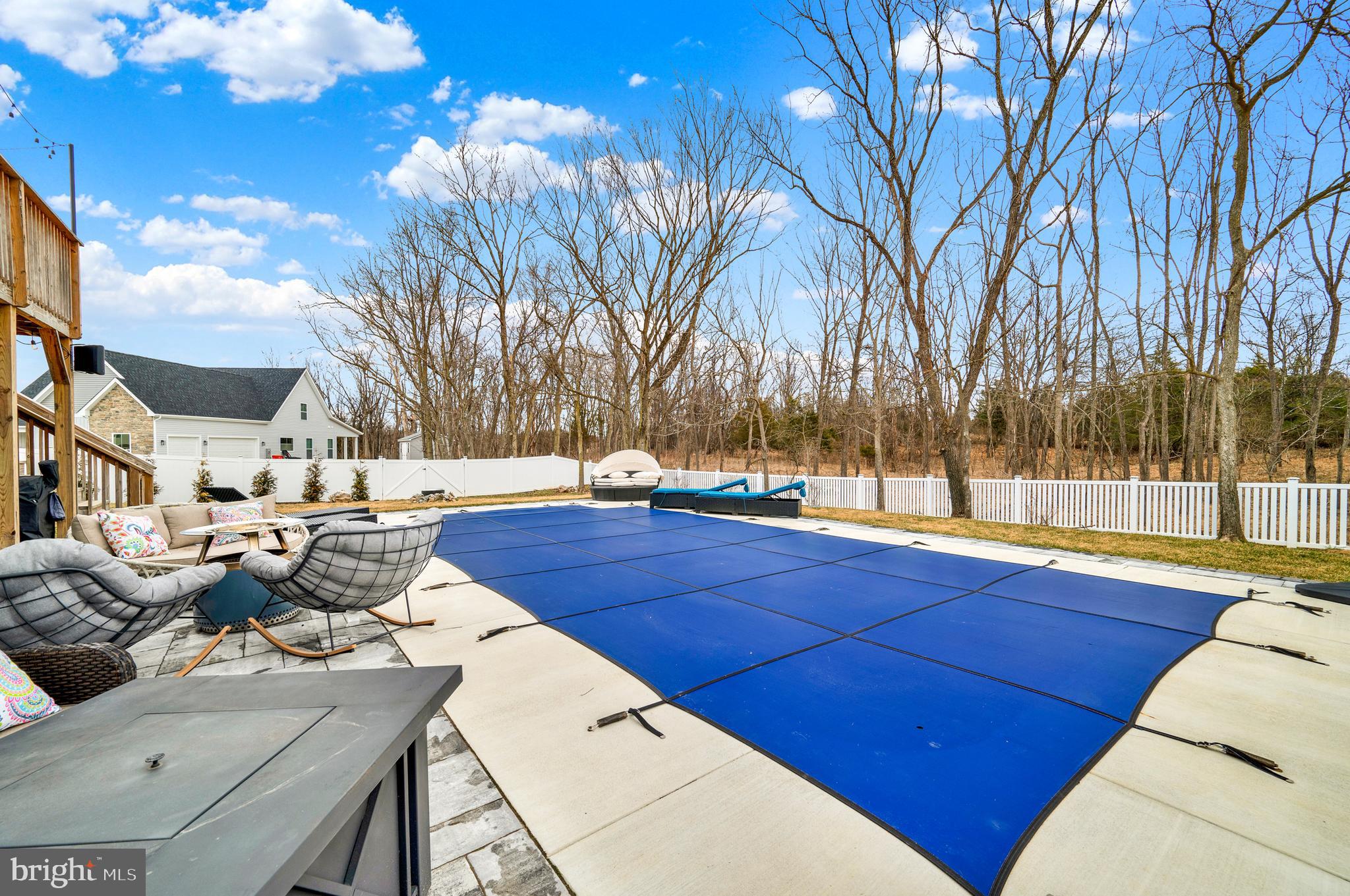 428 MOONSTONE DRIVE