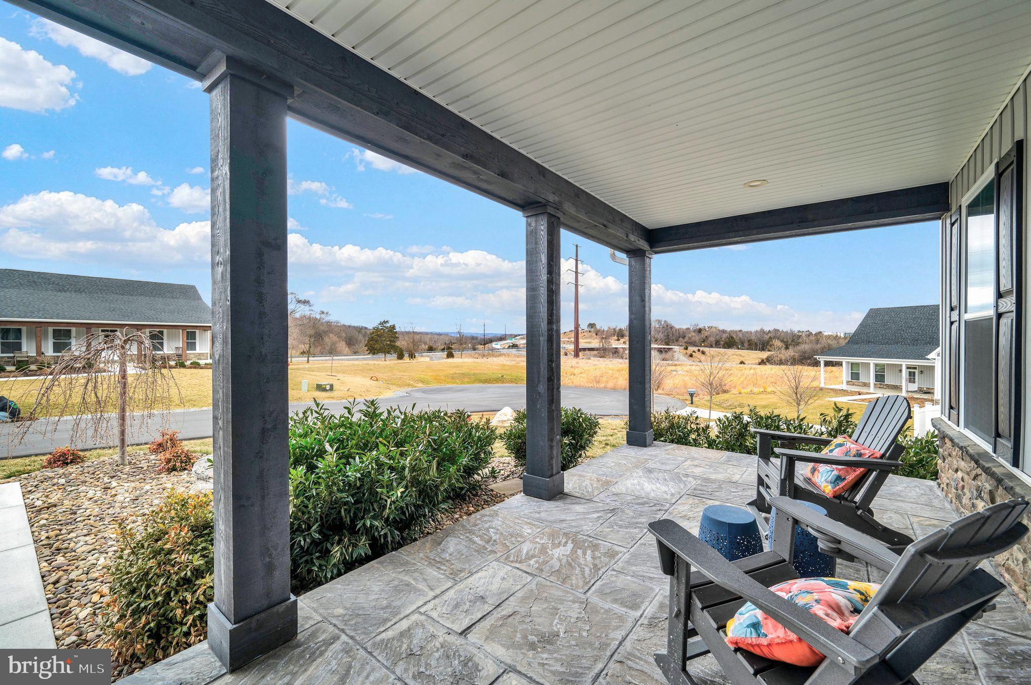 428 MOONSTONE DRIVE