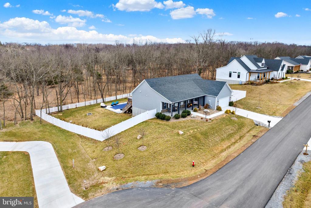 428 MOONSTONE DRIVE