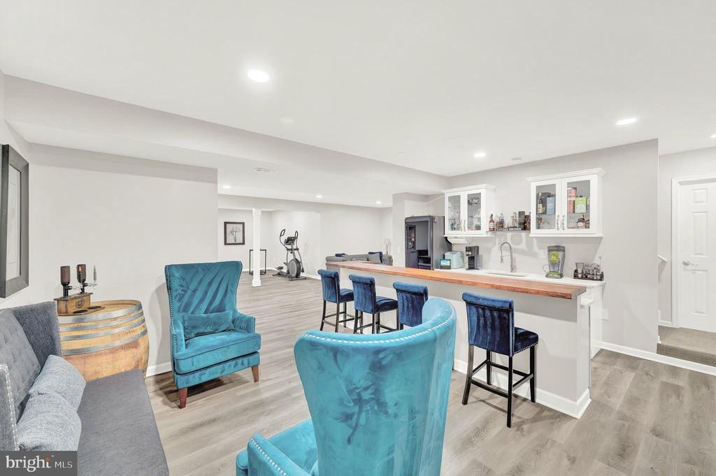428 MOONSTONE DRIVE