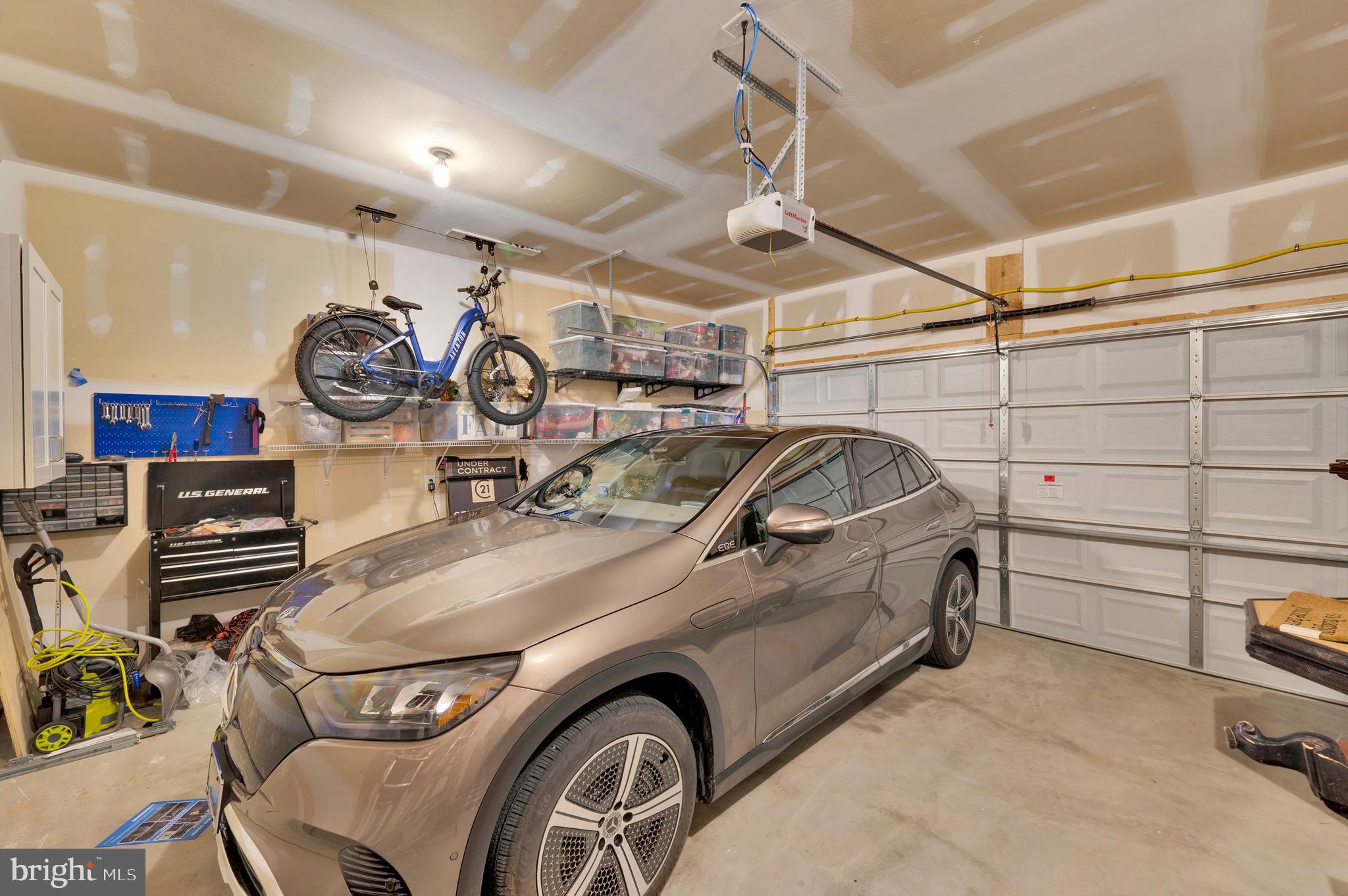 428 MOONSTONE DRIVE