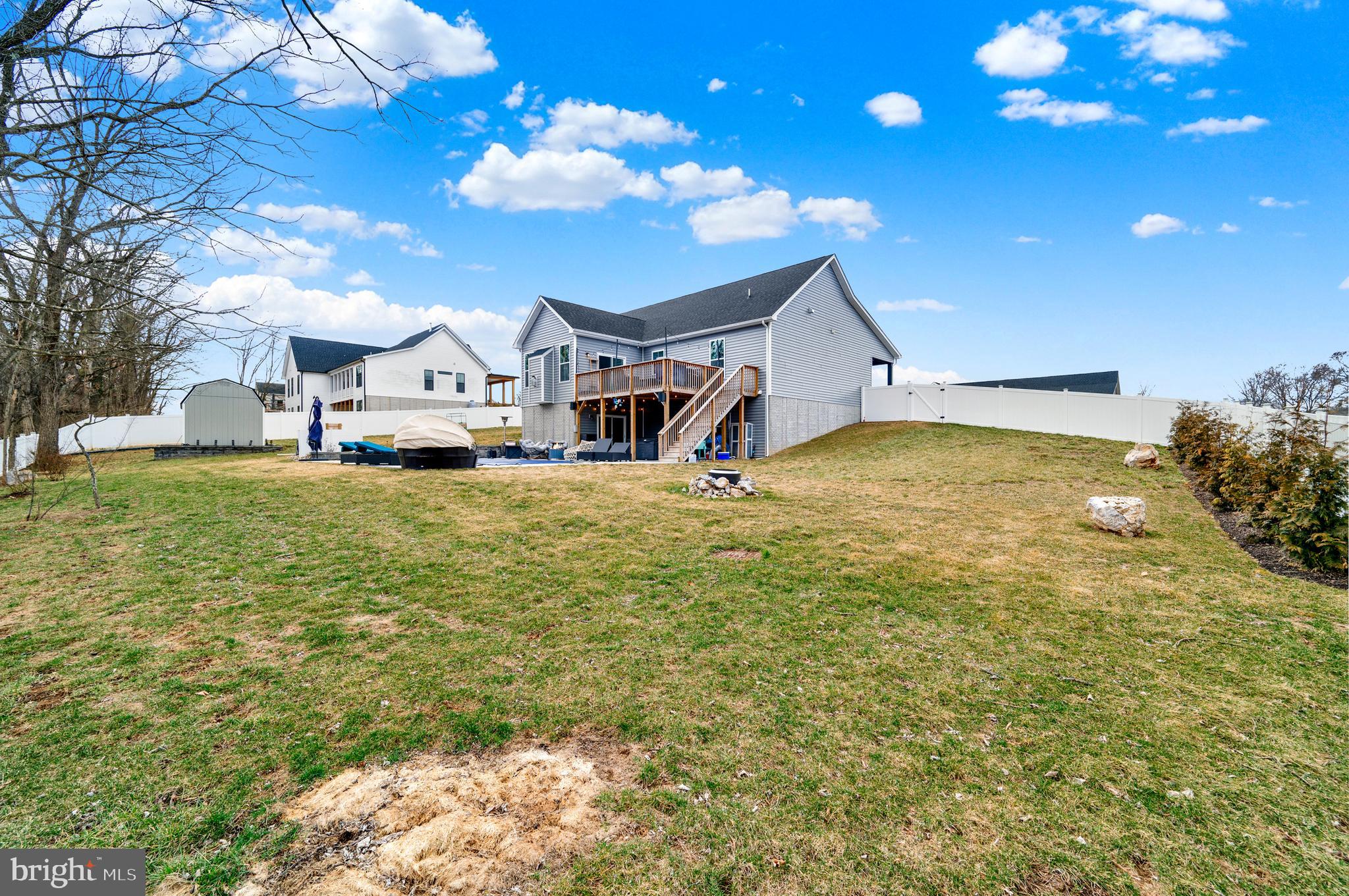428 MOONSTONE DRIVE