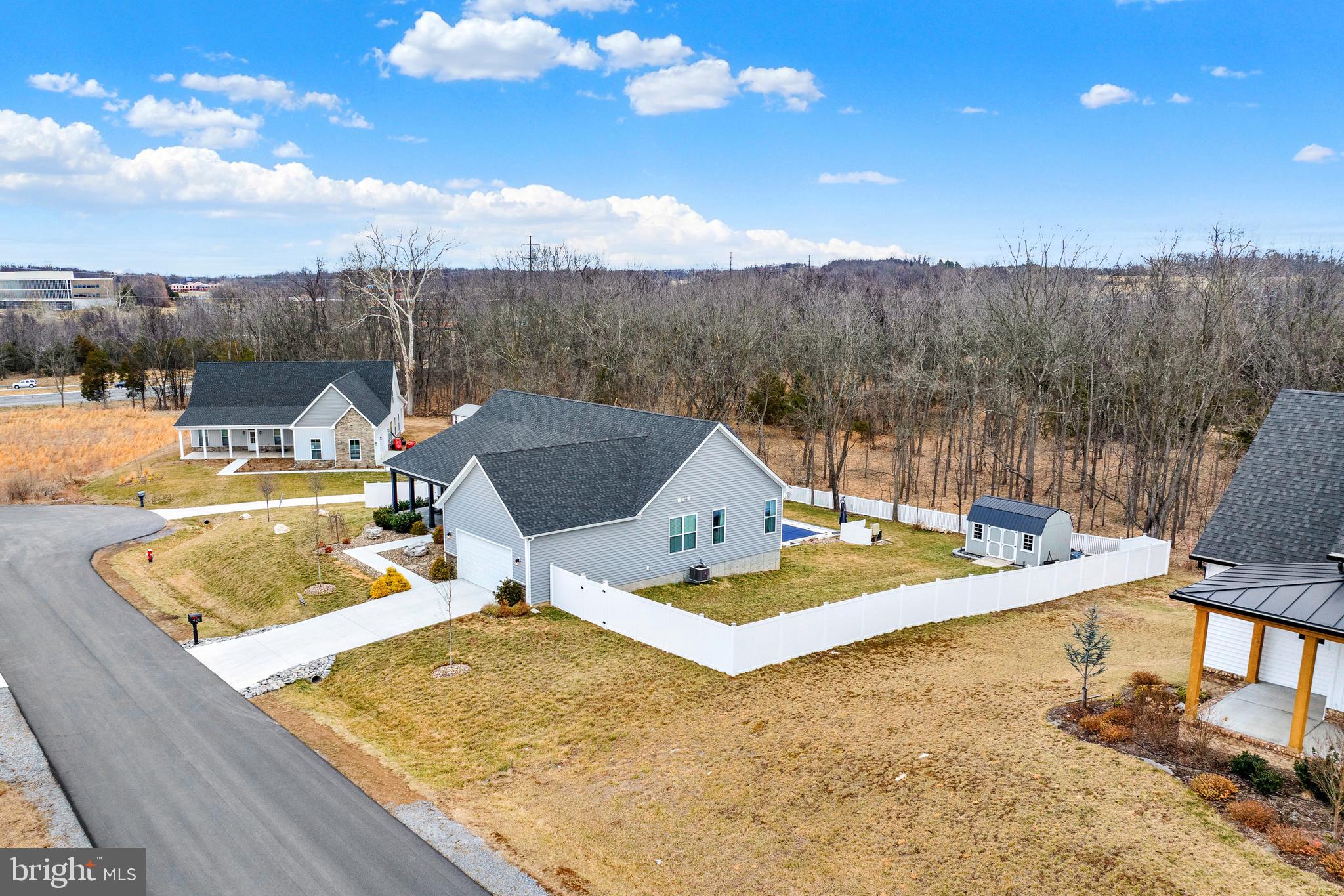 428 MOONSTONE DRIVE