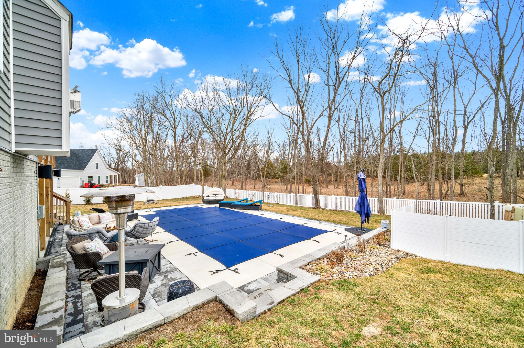 428 MOONSTONE DRIVE