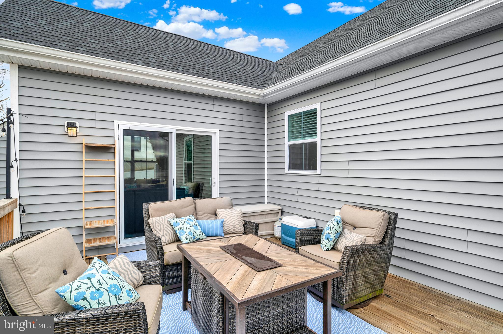 428 MOONSTONE DRIVE