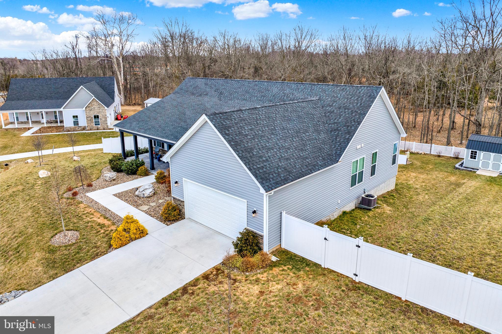 428 MOONSTONE DRIVE