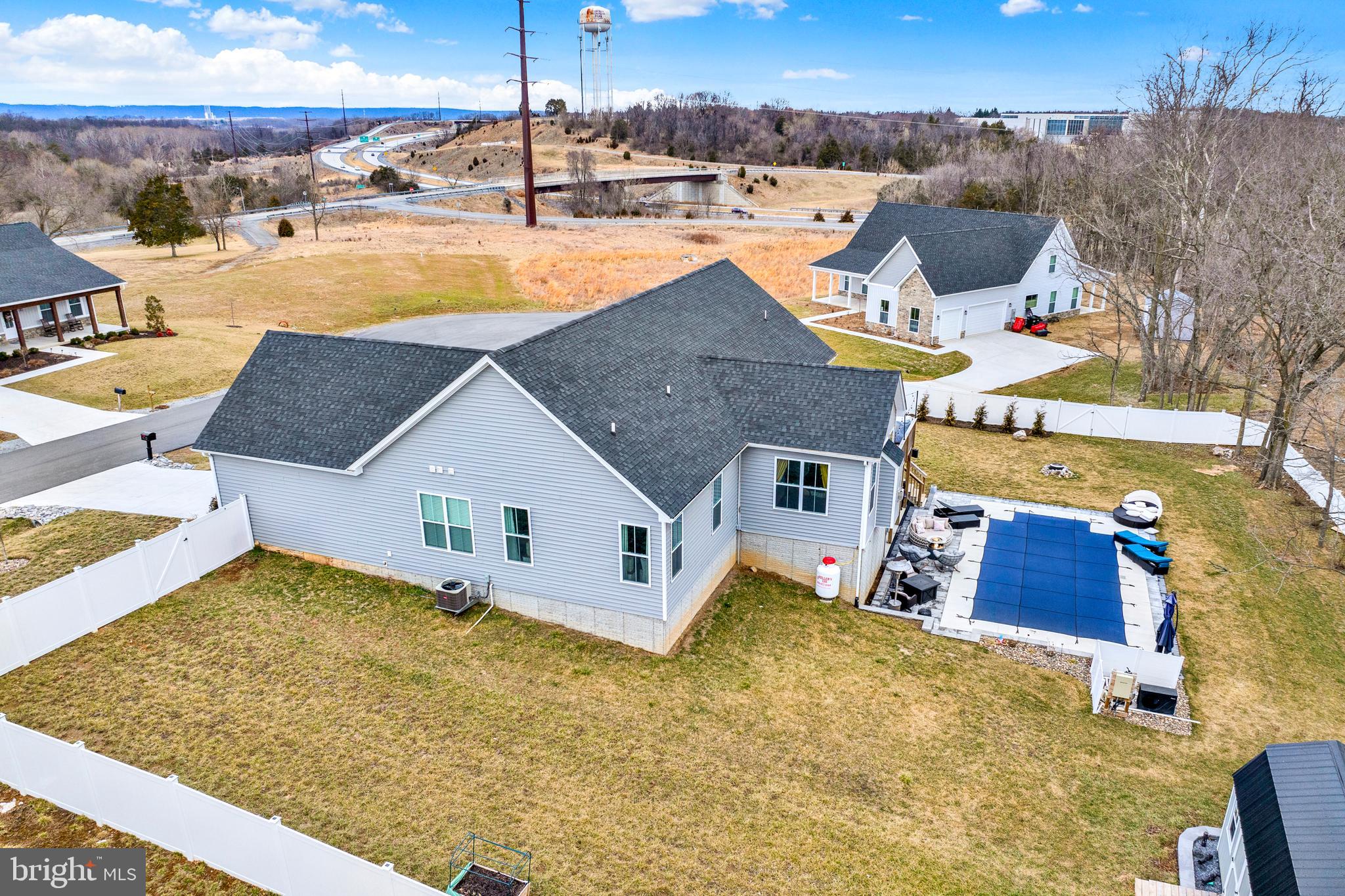 428 MOONSTONE DRIVE
