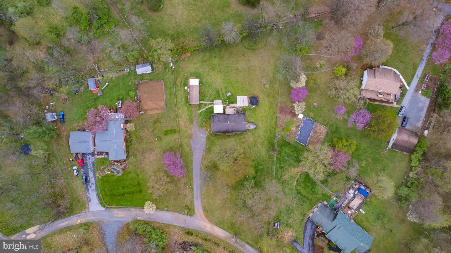 68 Marcum Ln