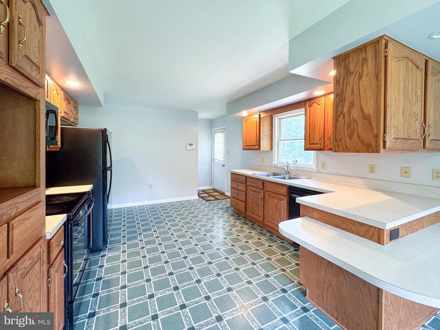 68 Marcum Ln