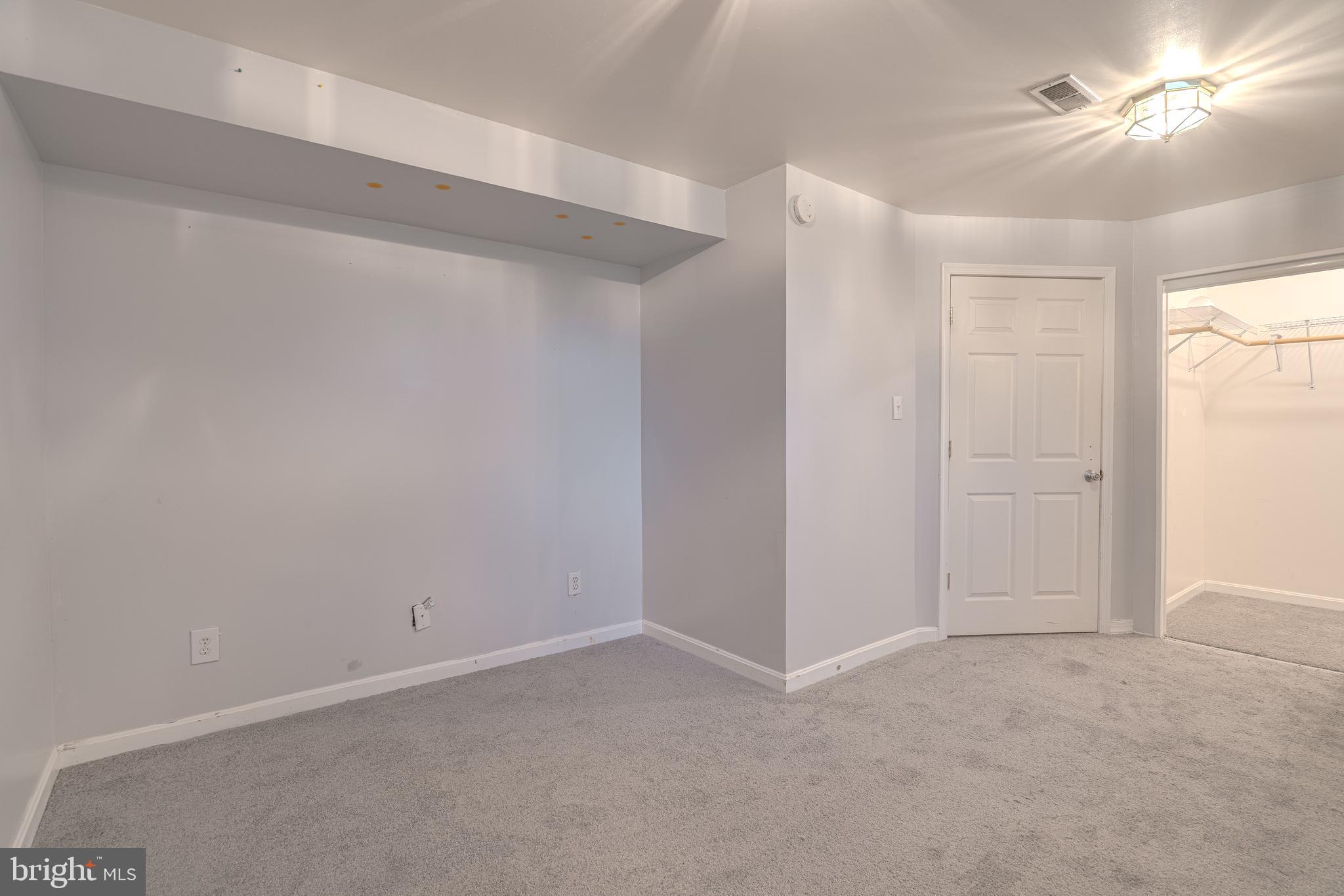68 Marcum Ln