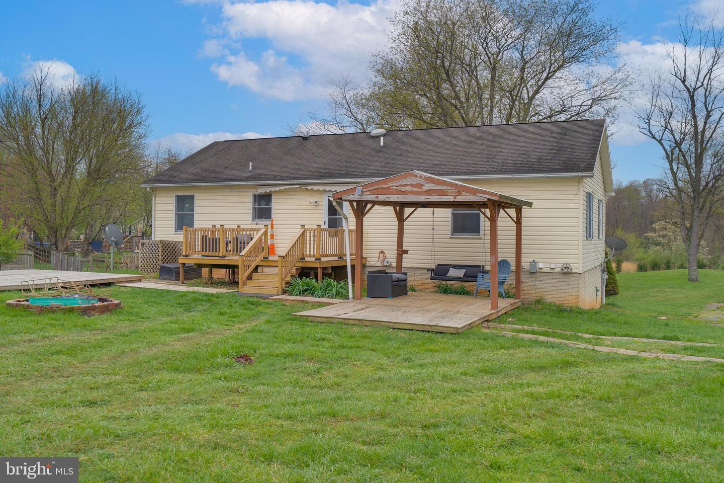 68 Marcum Ln