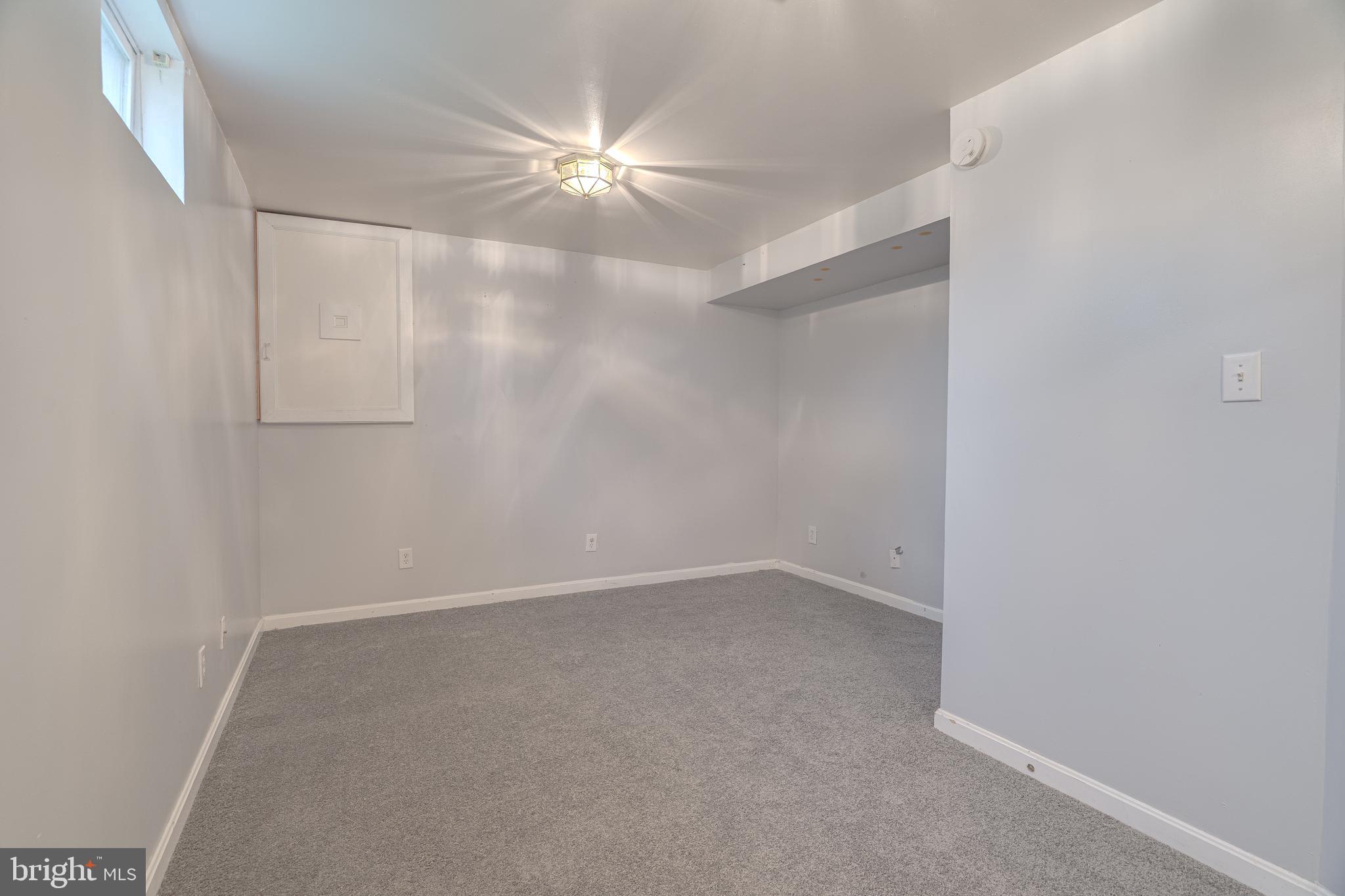 68 Marcum Ln