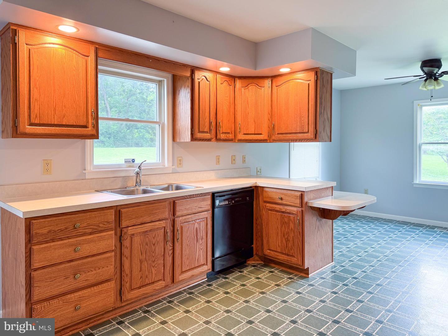 68 Marcum Ln