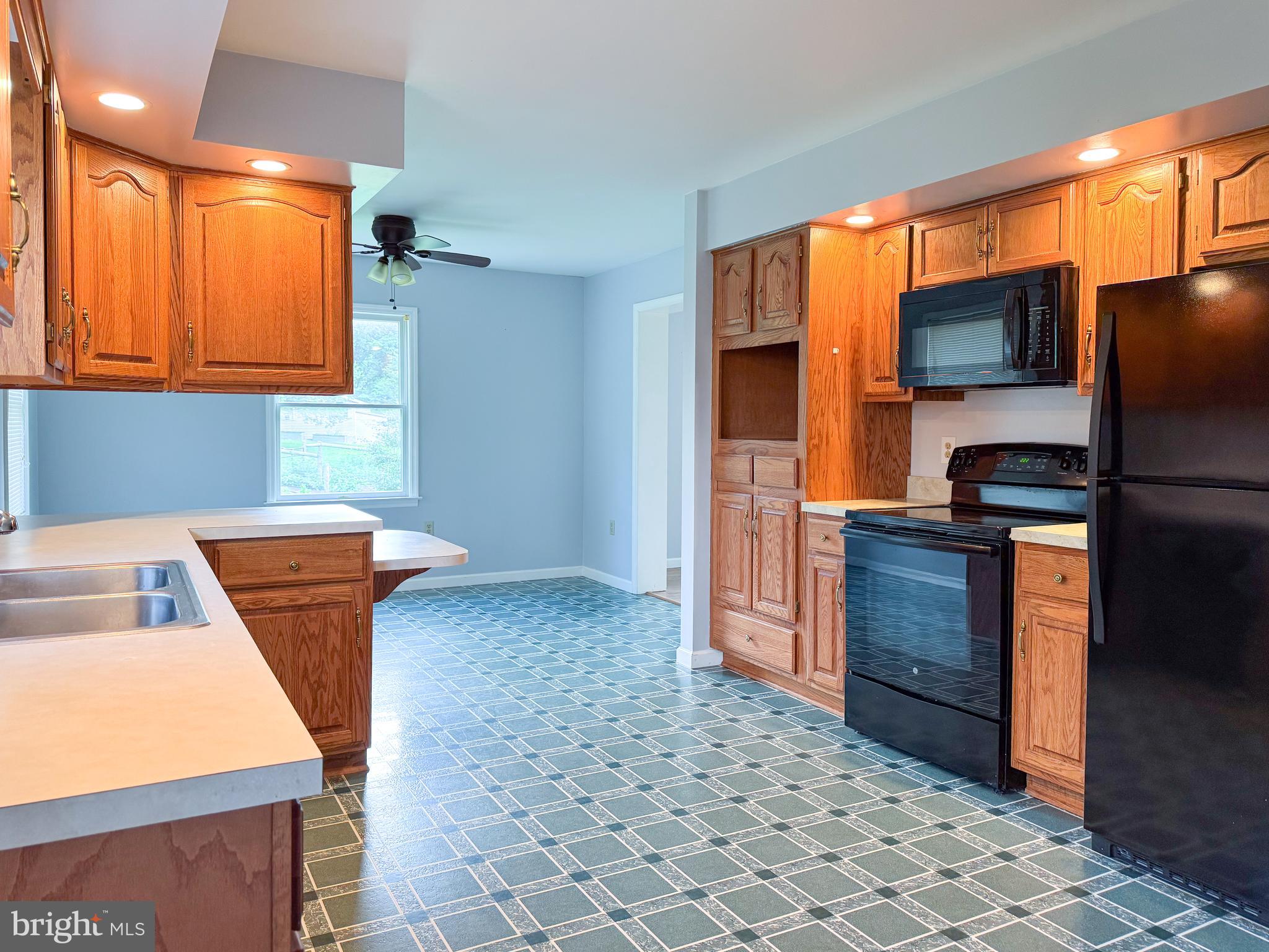 68 Marcum Ln