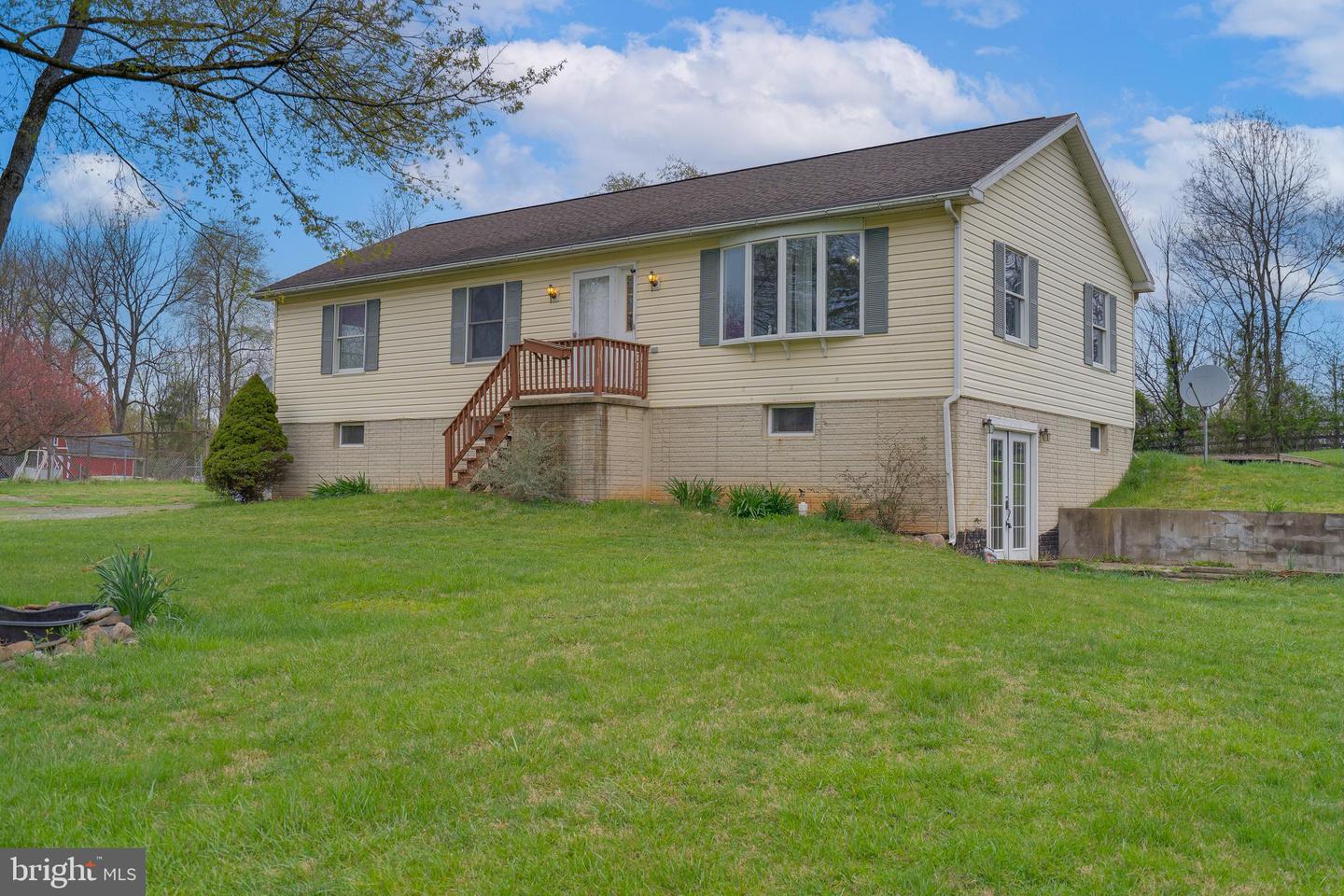 68 Marcum Ln