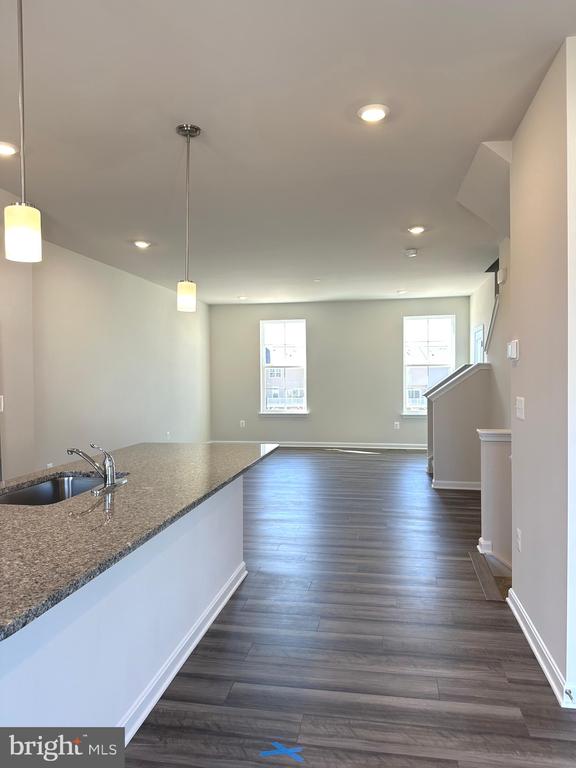 102 TELLURIDE WAY