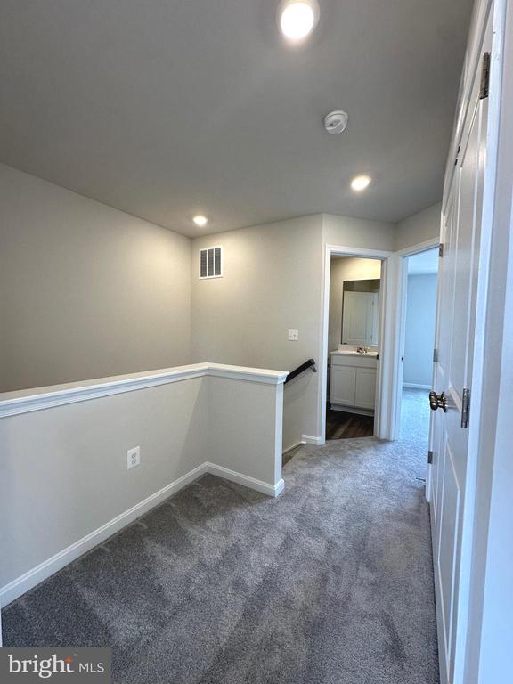 102 TELLURIDE WAY