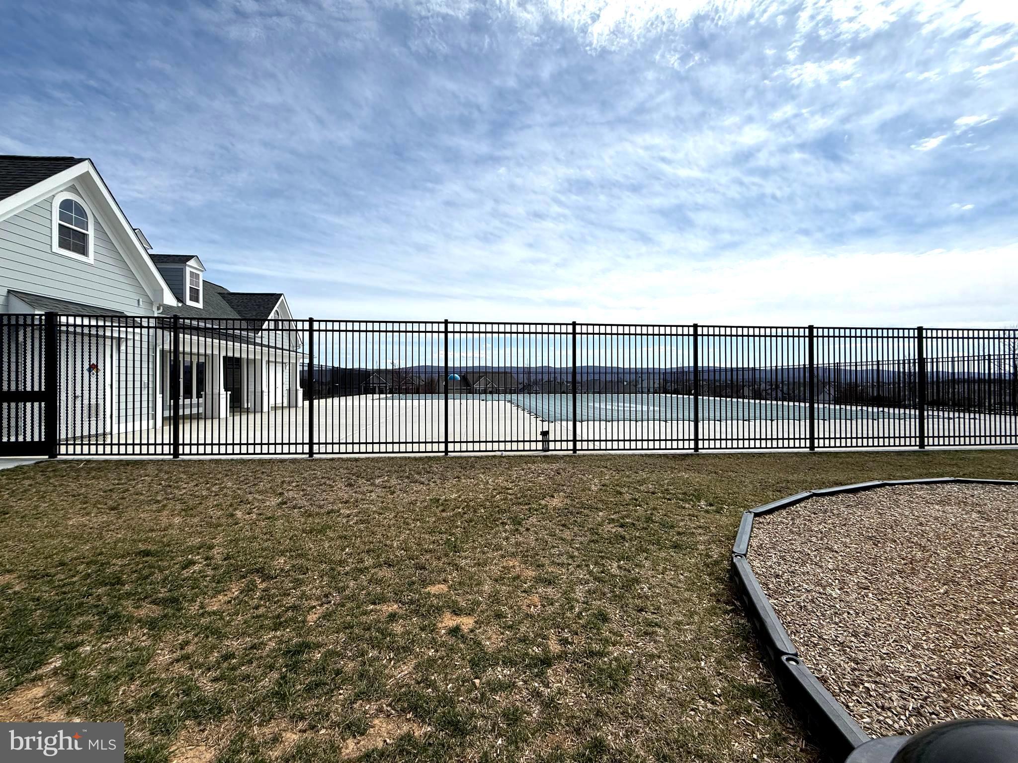 102 TELLURIDE WAY