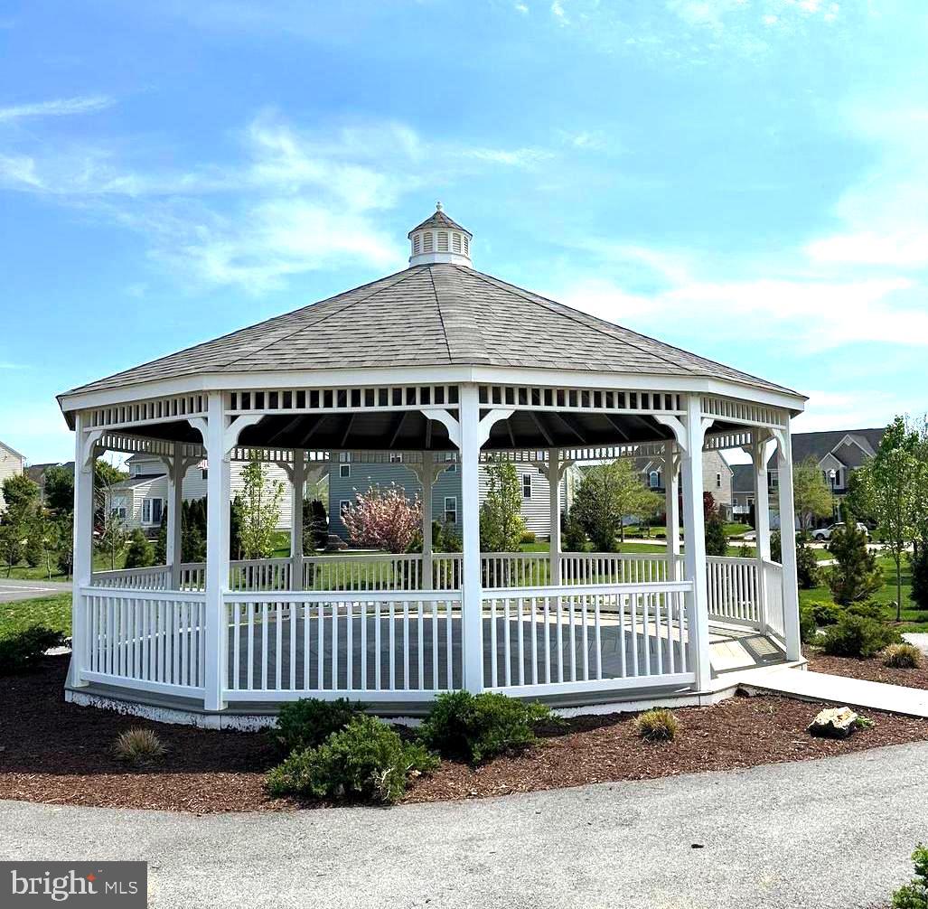 301 MINERAL SPRINGS RD