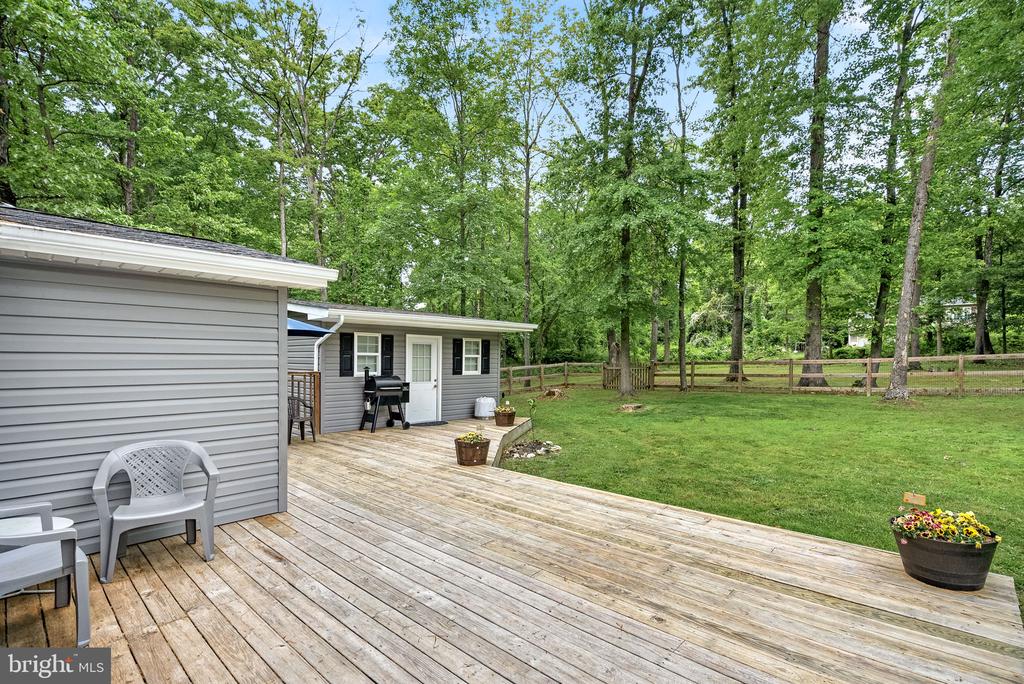 83 Ridge Crest Dr