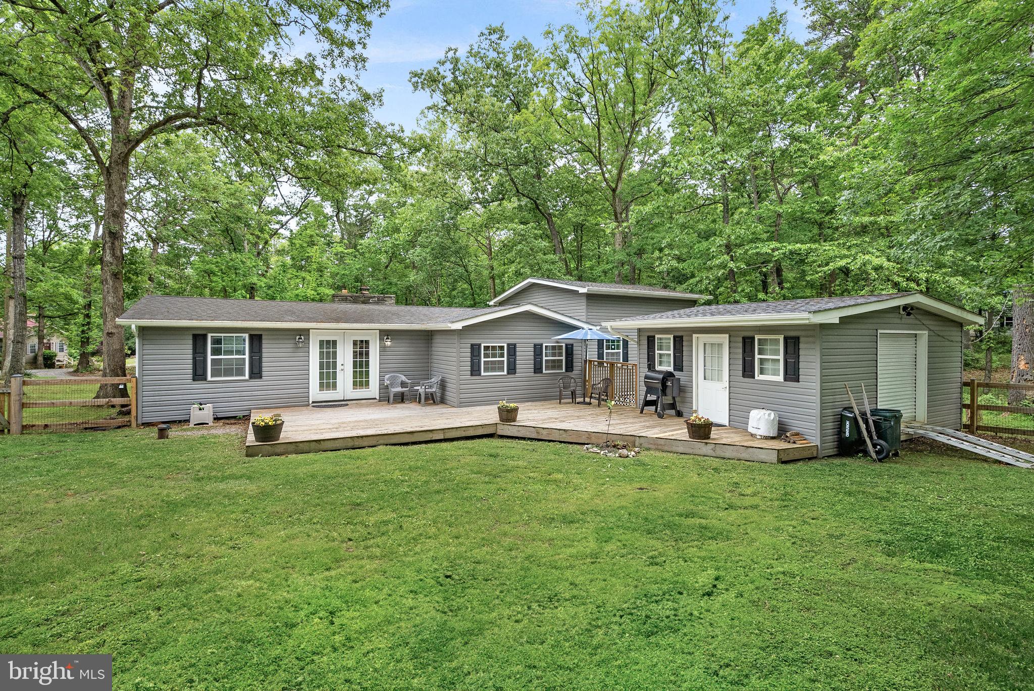 83 Ridge Crest Dr