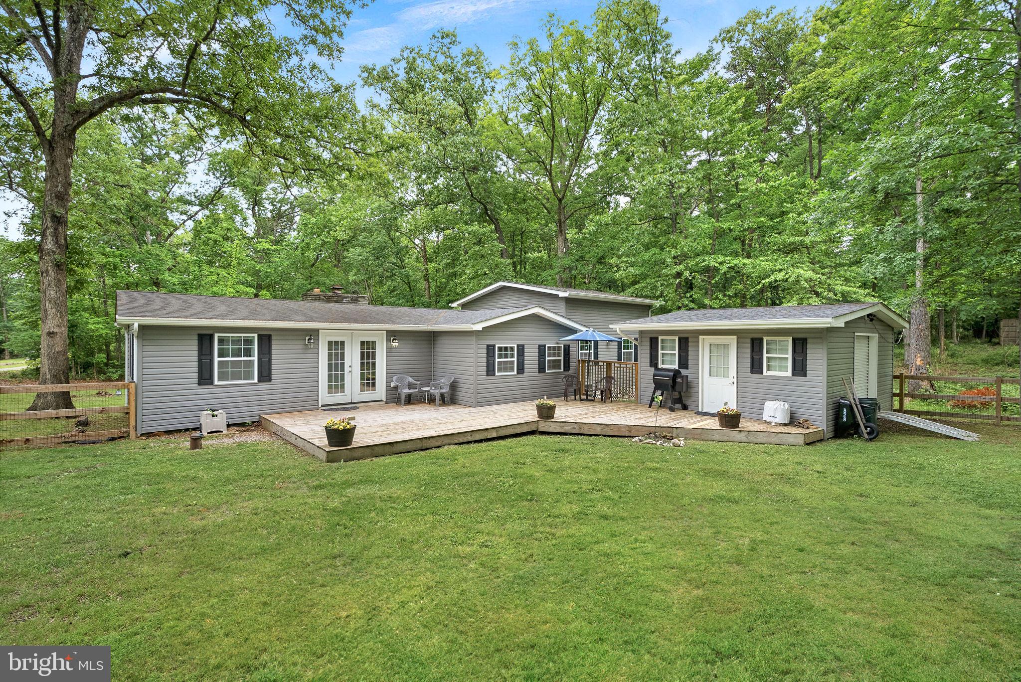 83 Ridge Crest Dr