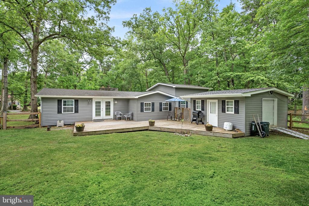83 Ridge Crest Dr