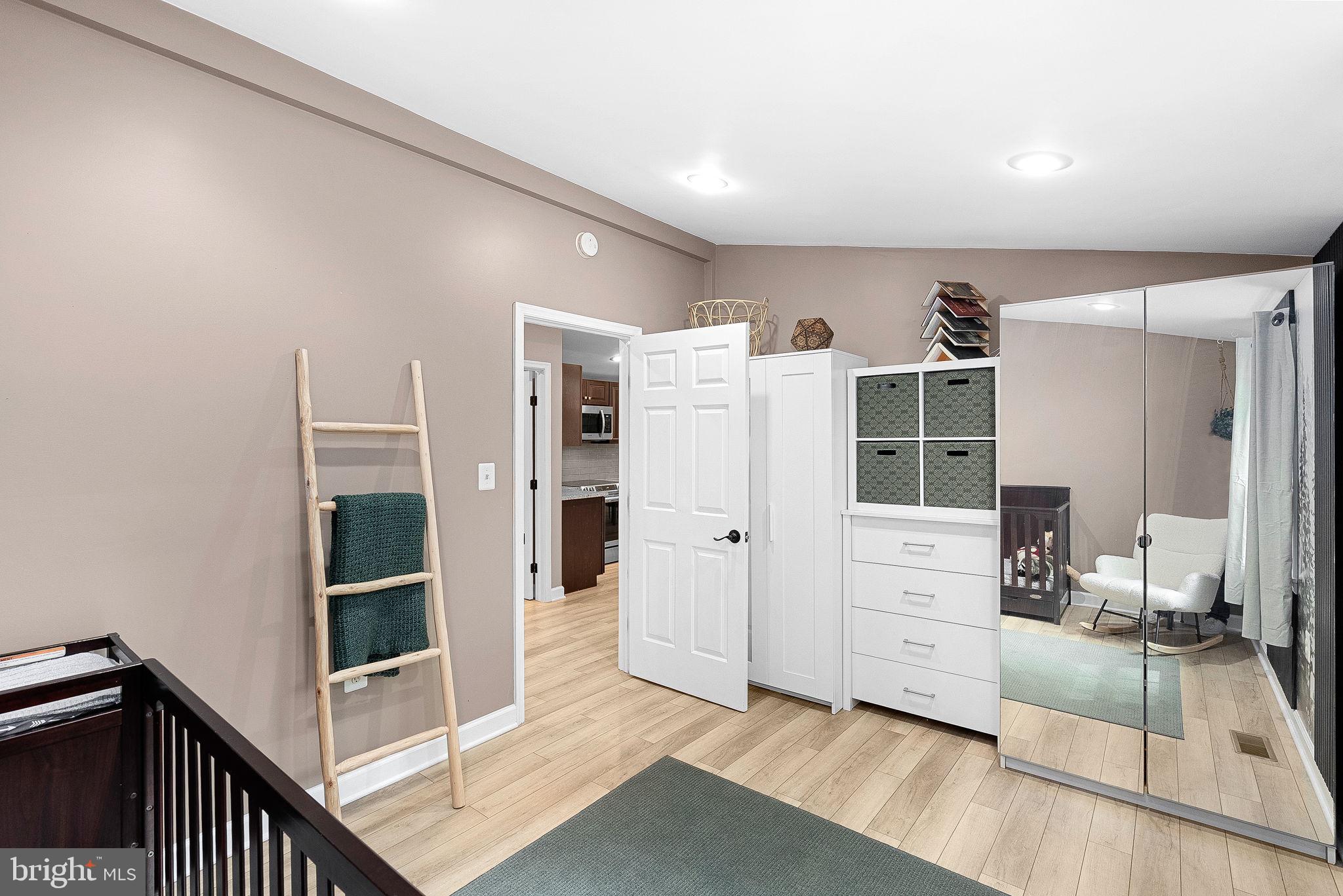 83 Ridge Crest Dr