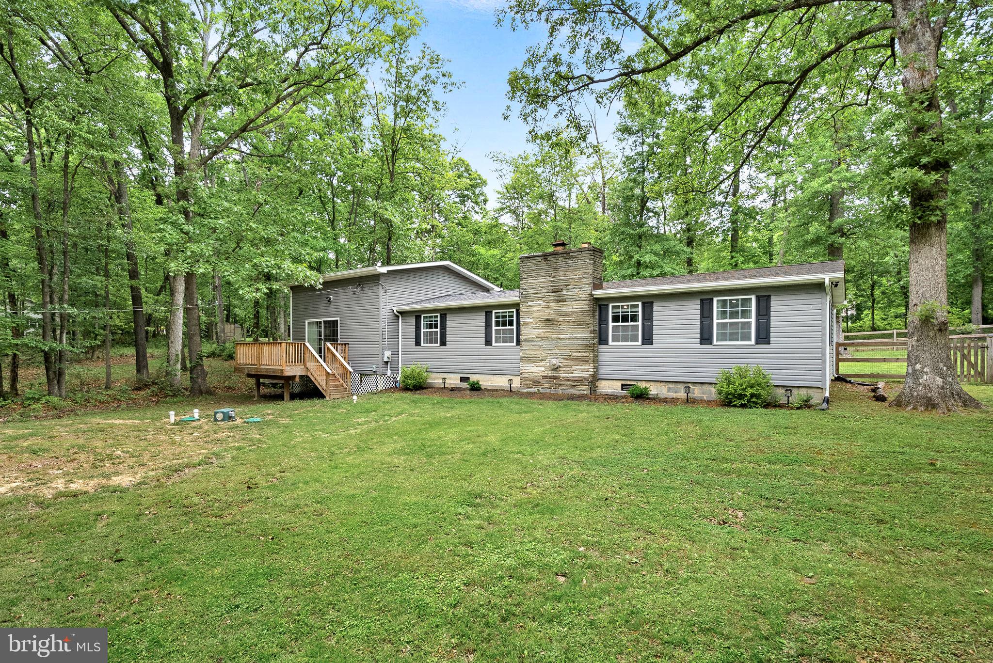 83 Ridge Crest Dr