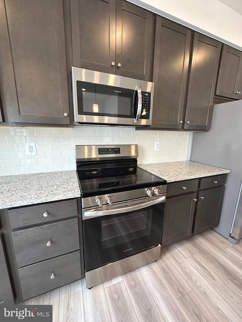 1258 CEDAR VALLEY RD