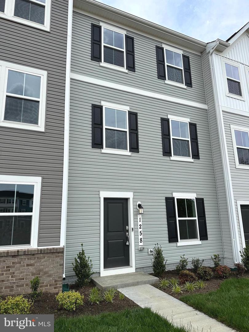 1258 CEDAR VALLEY RD