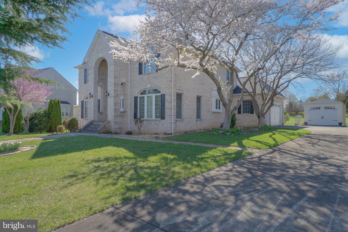 155 Muirfield Ct