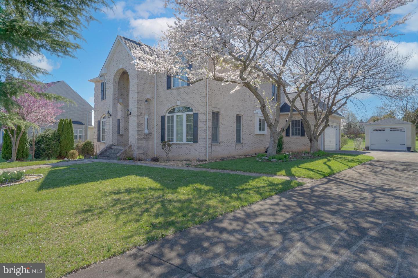 155 Muirfield Ct